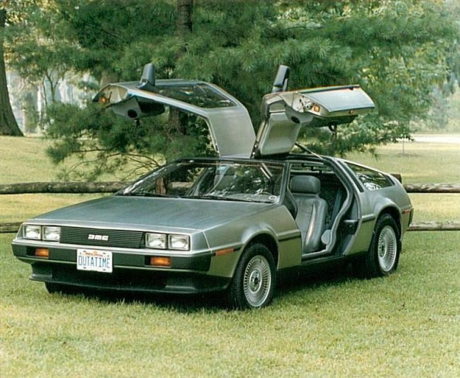  DeLorean DMC-12 1989 года  (фото 32 из 32)